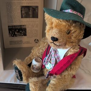 Vintage colkectible Teddy Bear Hermann Musical Octoberfest